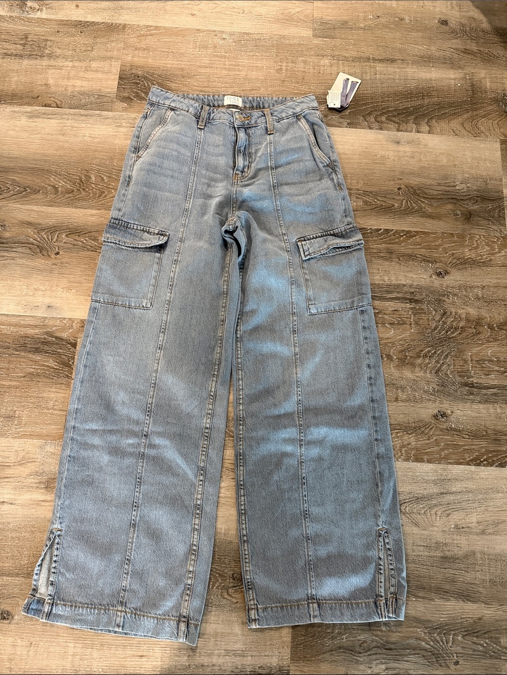 NWT Time and Tru Blue Wide-Leg Cargo Jeans - Women's sz 2